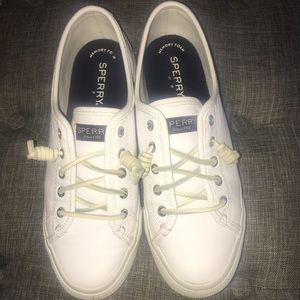 Sperry White Sneakers 7 - Excellent Use Condition